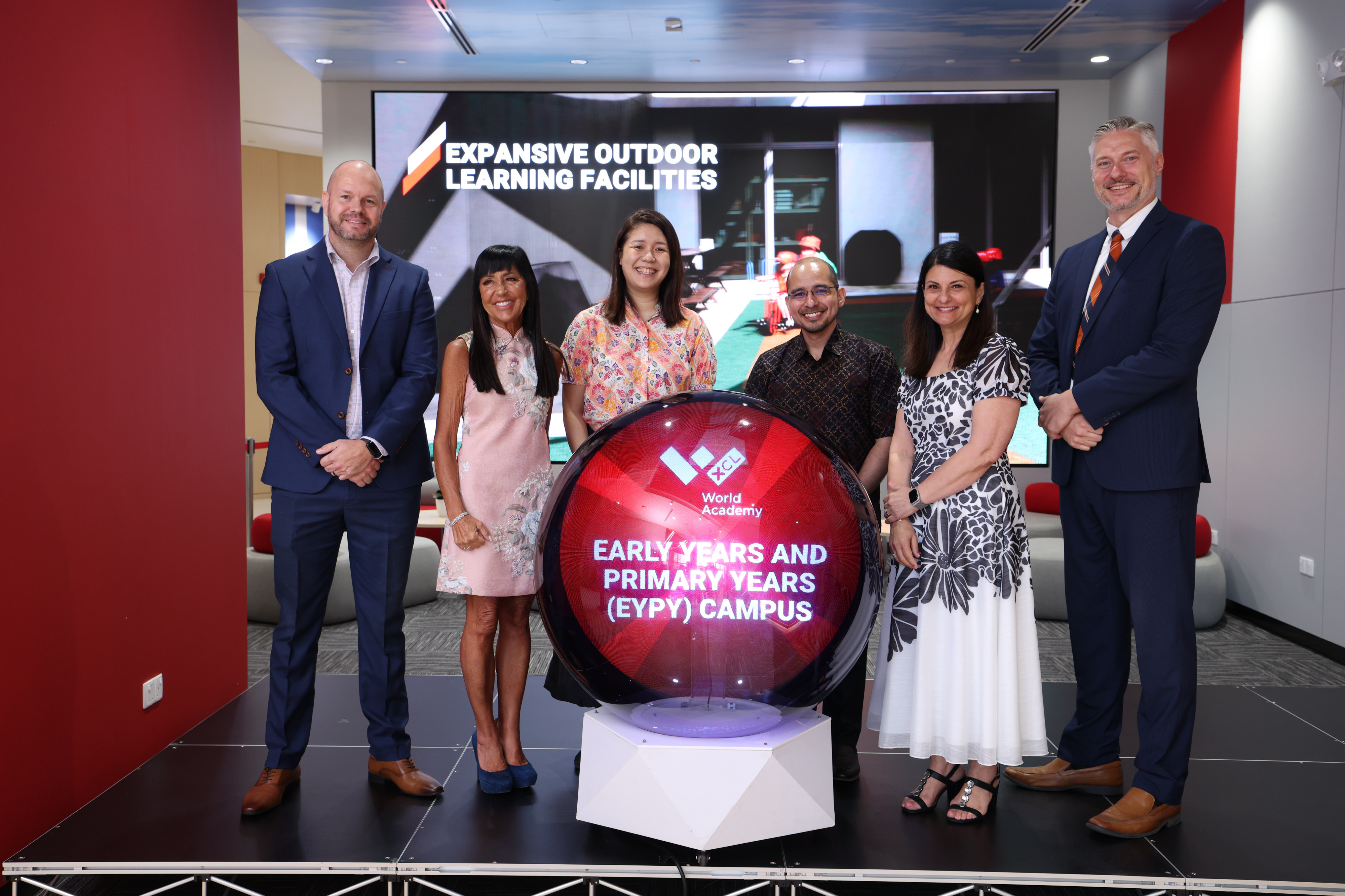 From L to R: Mark Petterson, Secondary Years Principal, Tammy Murphy, Head of School, Ms Lee Hui Ying and Dr. Syed Harun Alhabsyi, Members of Parliament for Nee Soon GRC, Maria Sweeney, Early & Primary Years Principal, and Justin Kirby, Senior Head of Academic Pathways & Student Achievement