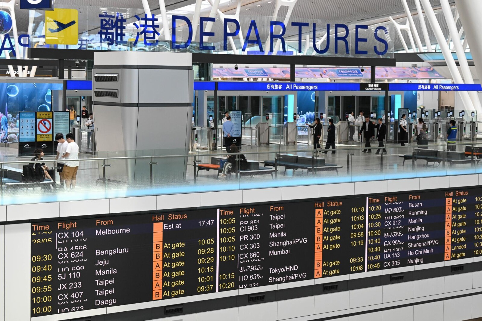The Terminal 2 at Hong Kong International Airport commenced operations on 27 May, boosting the city