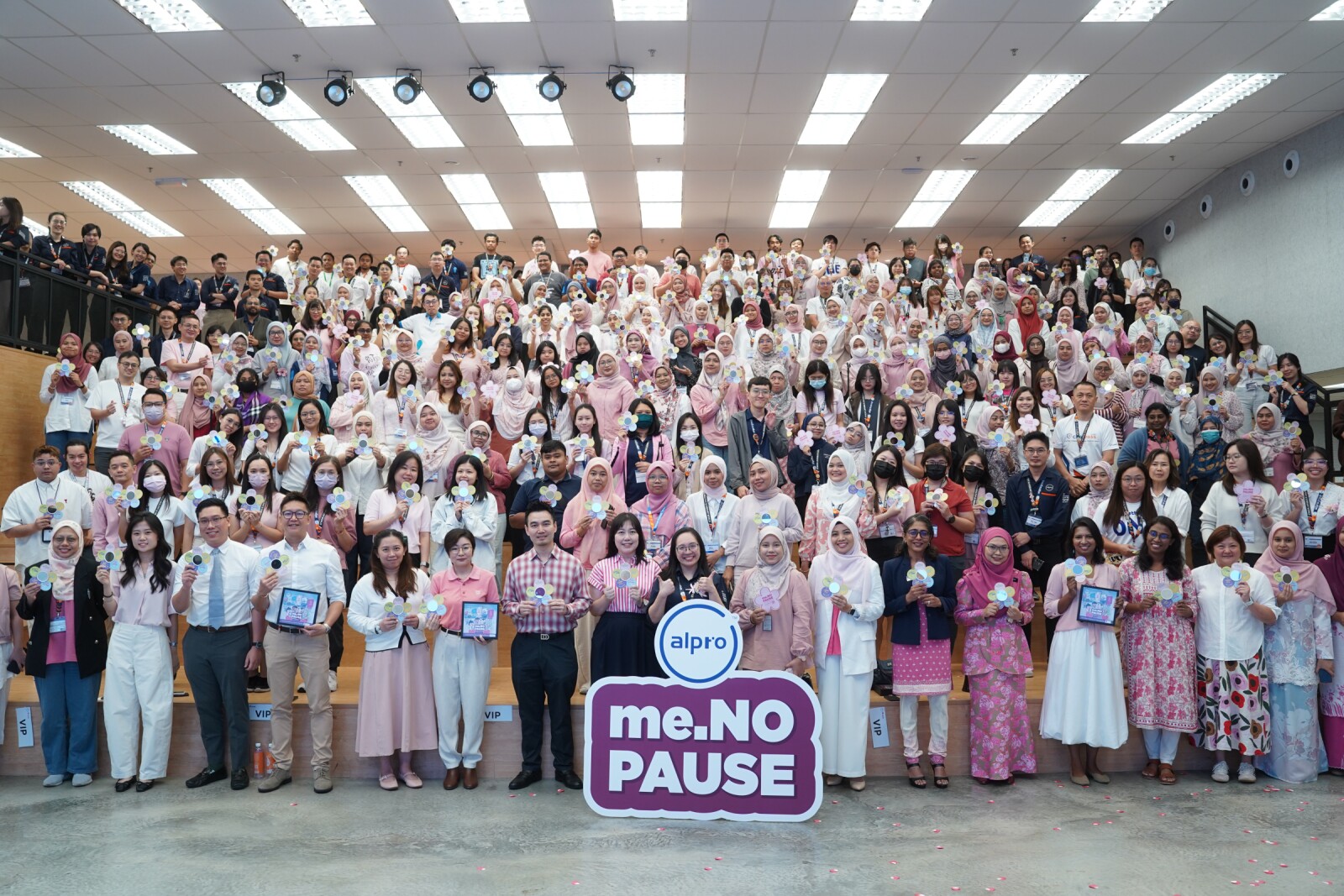 Group photo with representatives, guests and attendees at the Me. NO PAUSE Official Launching Ceremony.